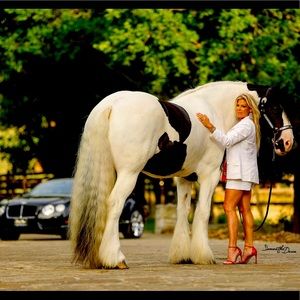 Meet your Posher, Samantha